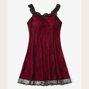 Elegant Black and S Red spider web dress Lace  nwt